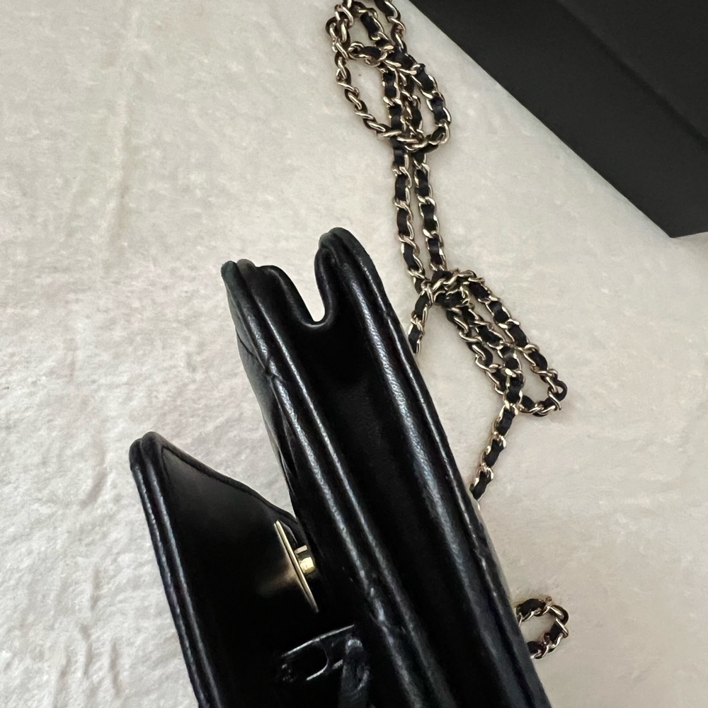 ❌❌SOLD❌❌Authentic Preloved Chanel Trendy Wallet On Chain with dustbag included - Picture 10 of 16